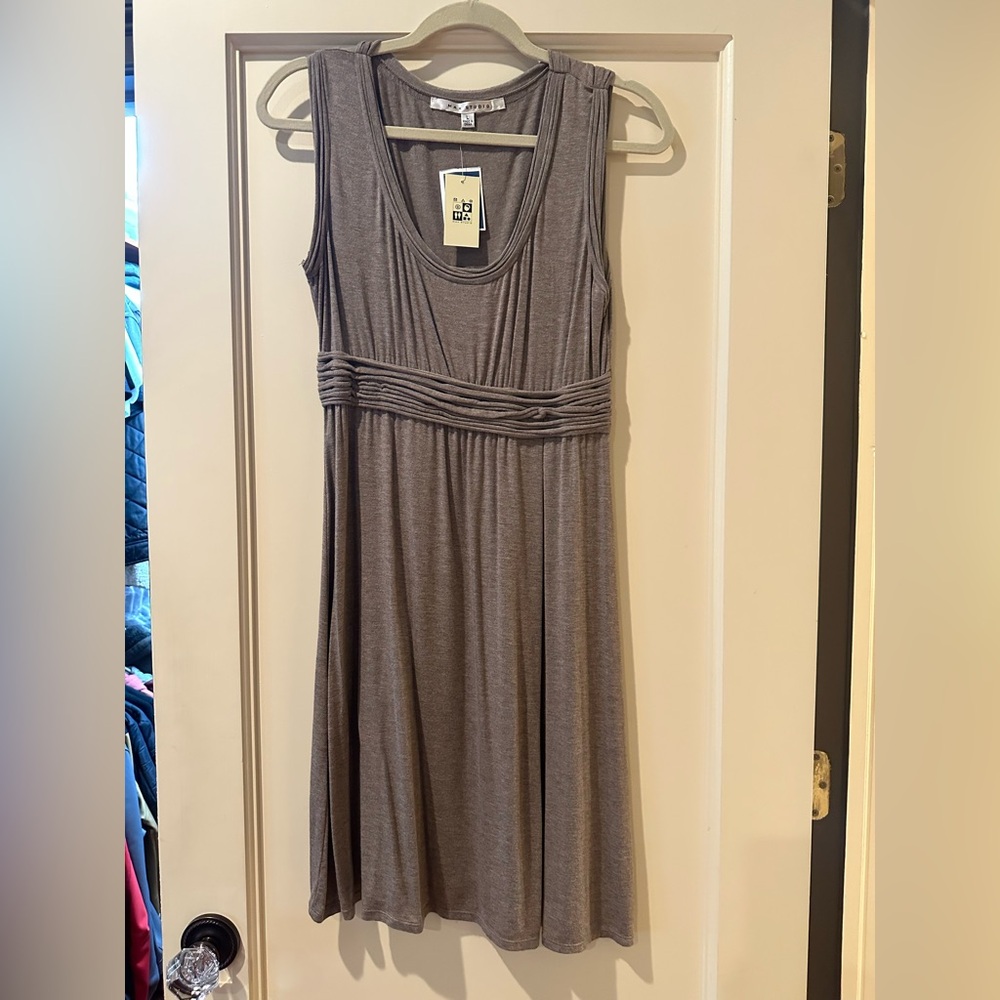 NWT Max Studio Taupe Sleeveless Midi Dress
